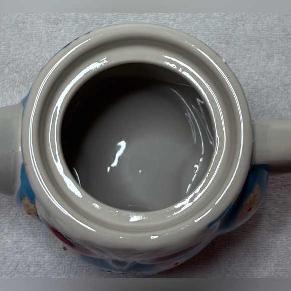 Vintage Ceramic Owl Teapot Hand Painted and Enamled Pottery Tea Pot by Royal - Picture 6 of 10